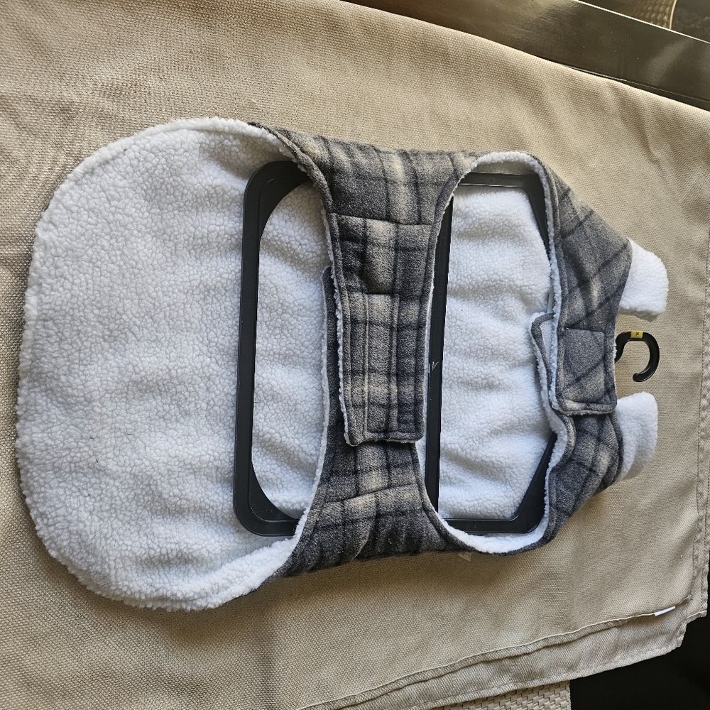 Dog Coat - Picture 3 of 4